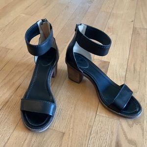 Frye ankle strap sandal, black leather, size 7 1/2